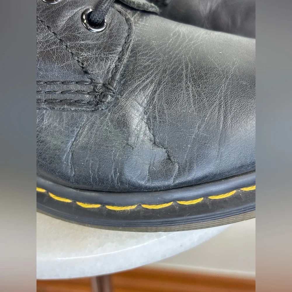 DR. MARTENS Women's‎ Leather Combat Boot Shoe Black Airway High Top Lace Ankle 7
